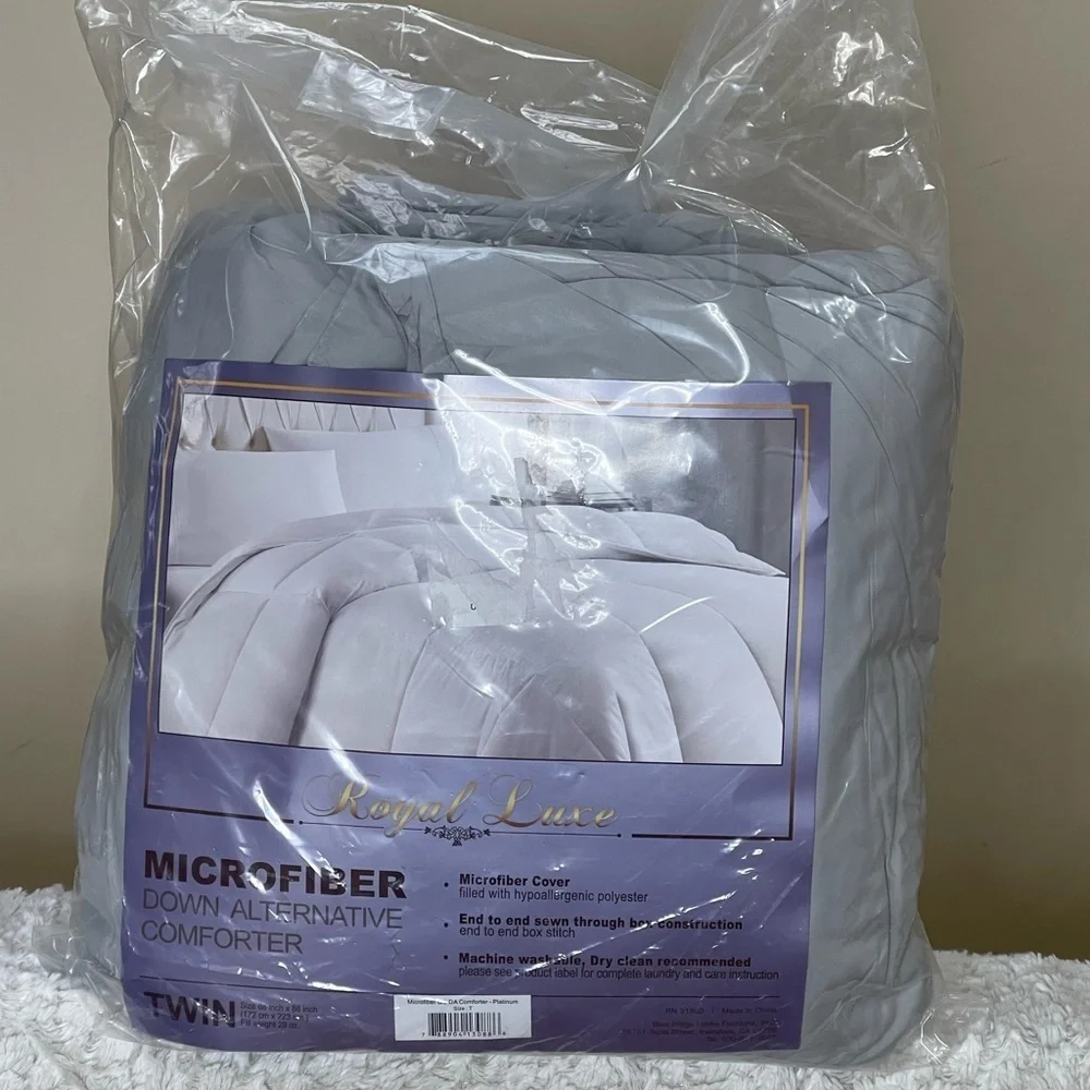 Royal Luxe Microfiber Down Alternative Comforter